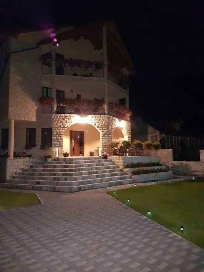 Casa Andra Hotel Slănic-Moldova Екстериор снимка