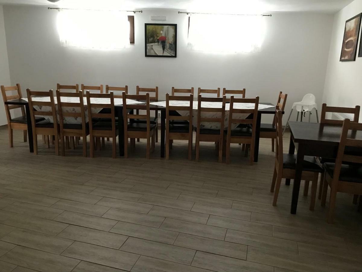 Casa Andra Hotel Slănic-Moldova Екстериор снимка